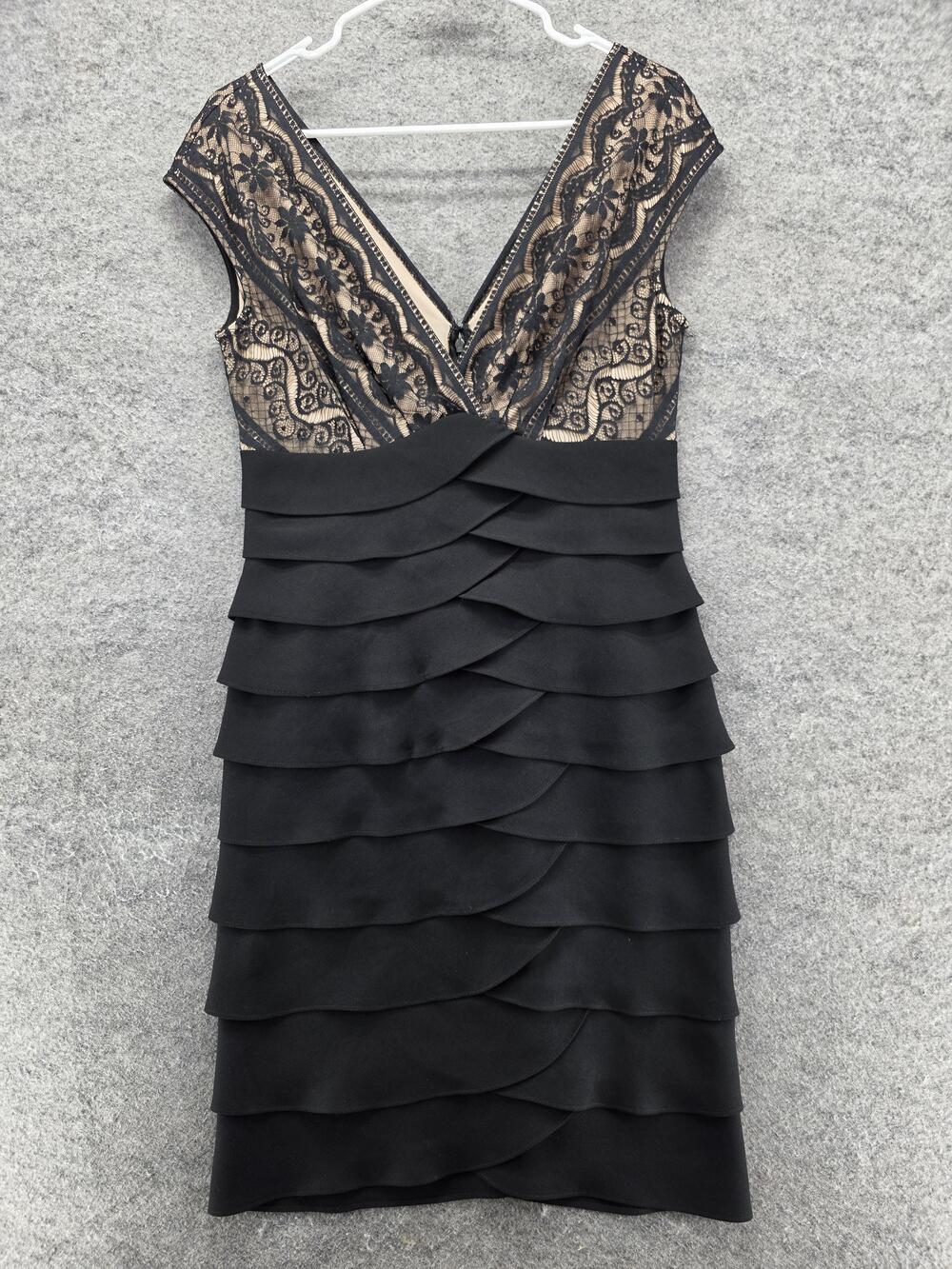 Jessica Howard Dress Womens 6 Black Nude Lace Tiered Sheath Cocktail V Neck